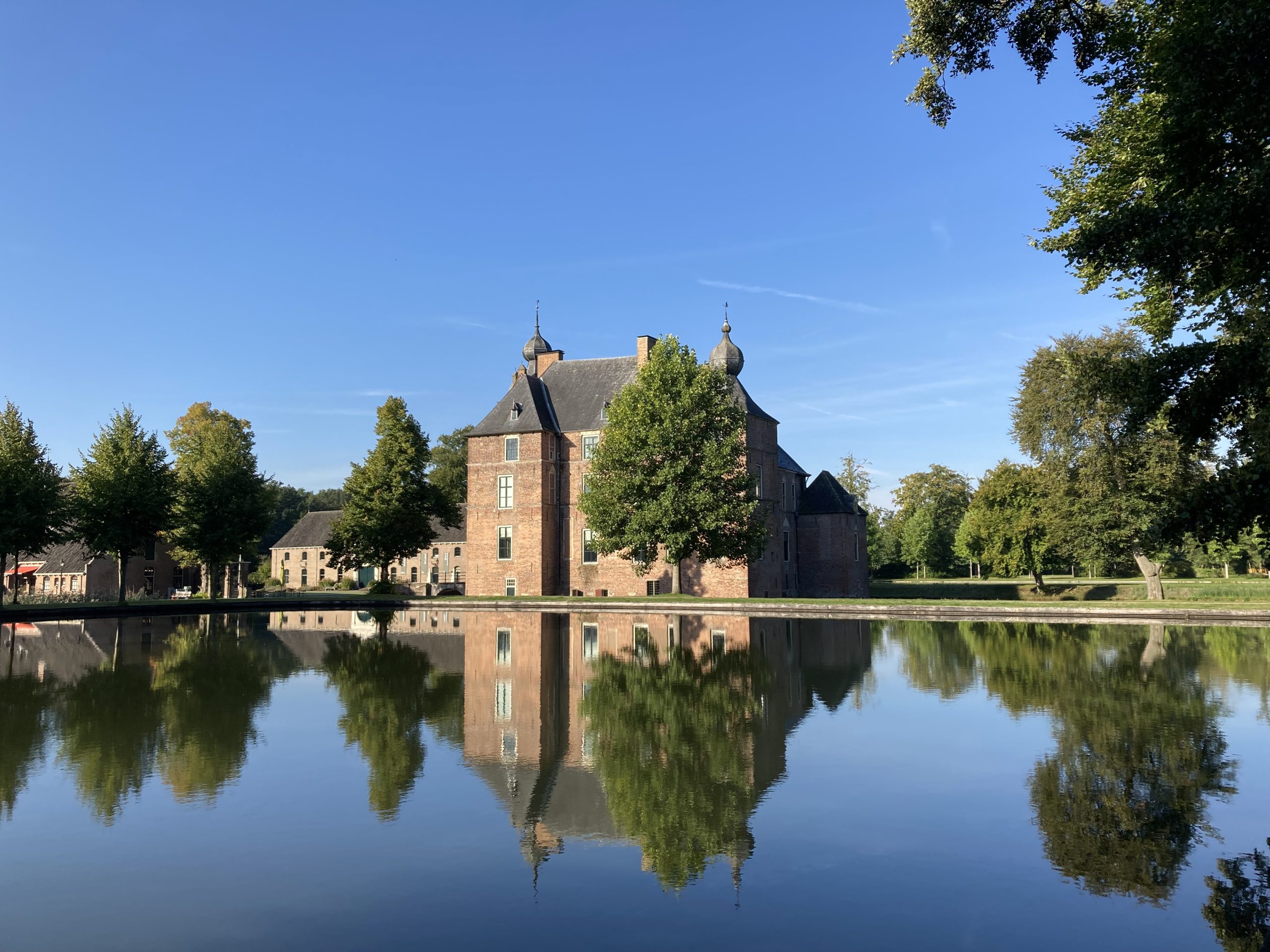 Pootvijver kasteel Cannenburch