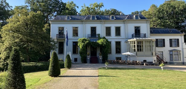 Huis te Eerbeek gebouw
