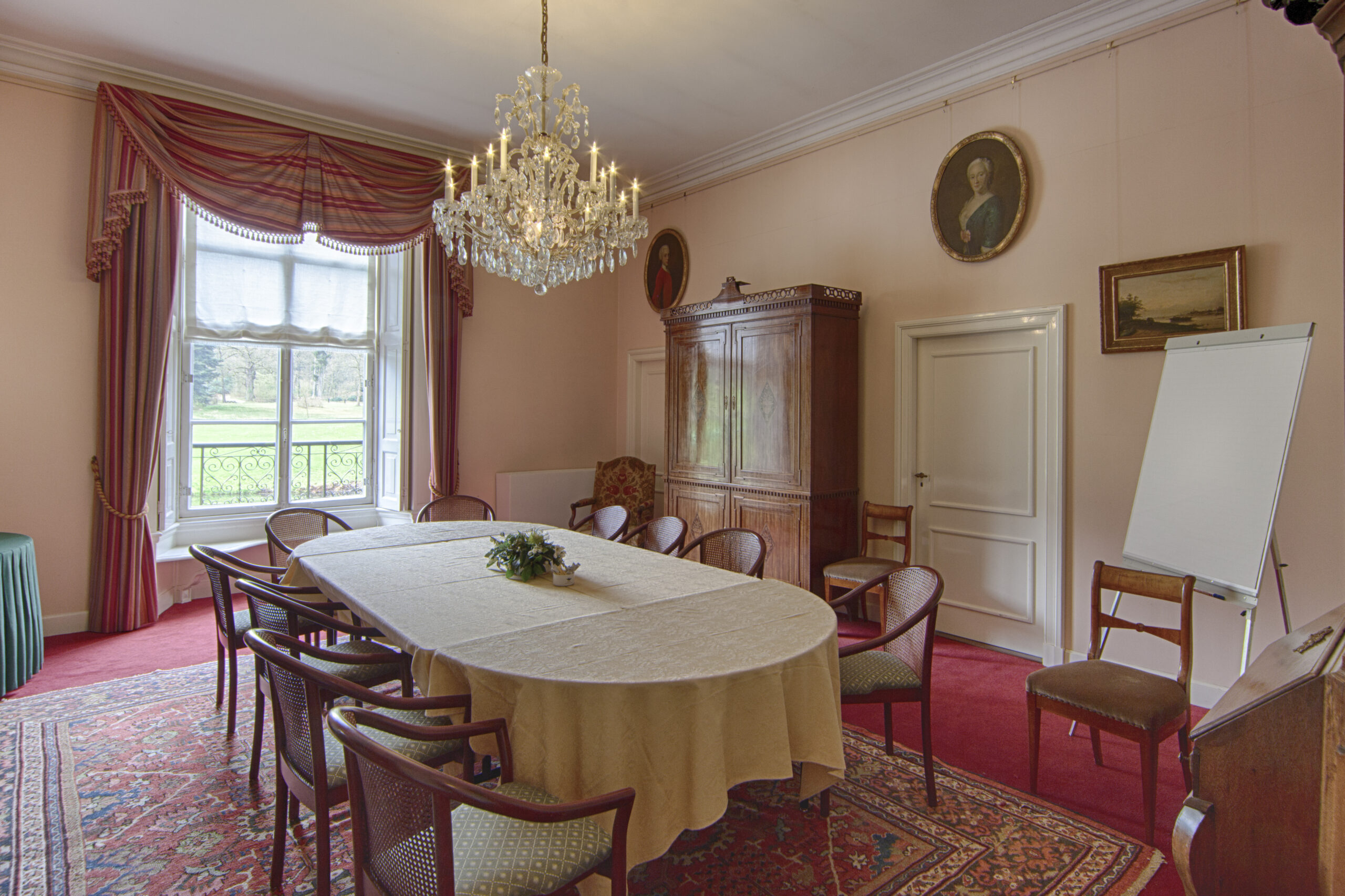 Rosendael interieur rode kamer