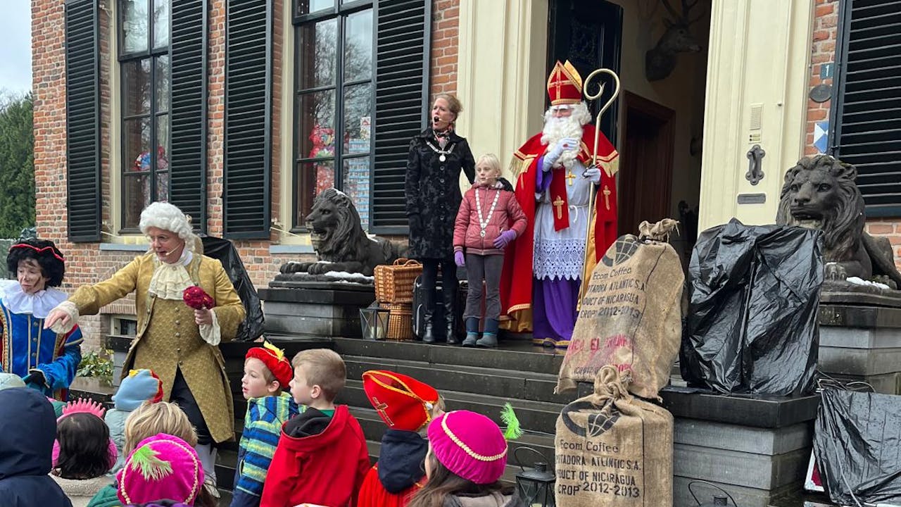 intocht-sinterklaas-rozendaal-kasteel-rosendael-burgemeester