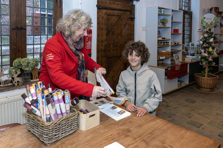 Gastvrouw Ton, entree kind Rothengatter