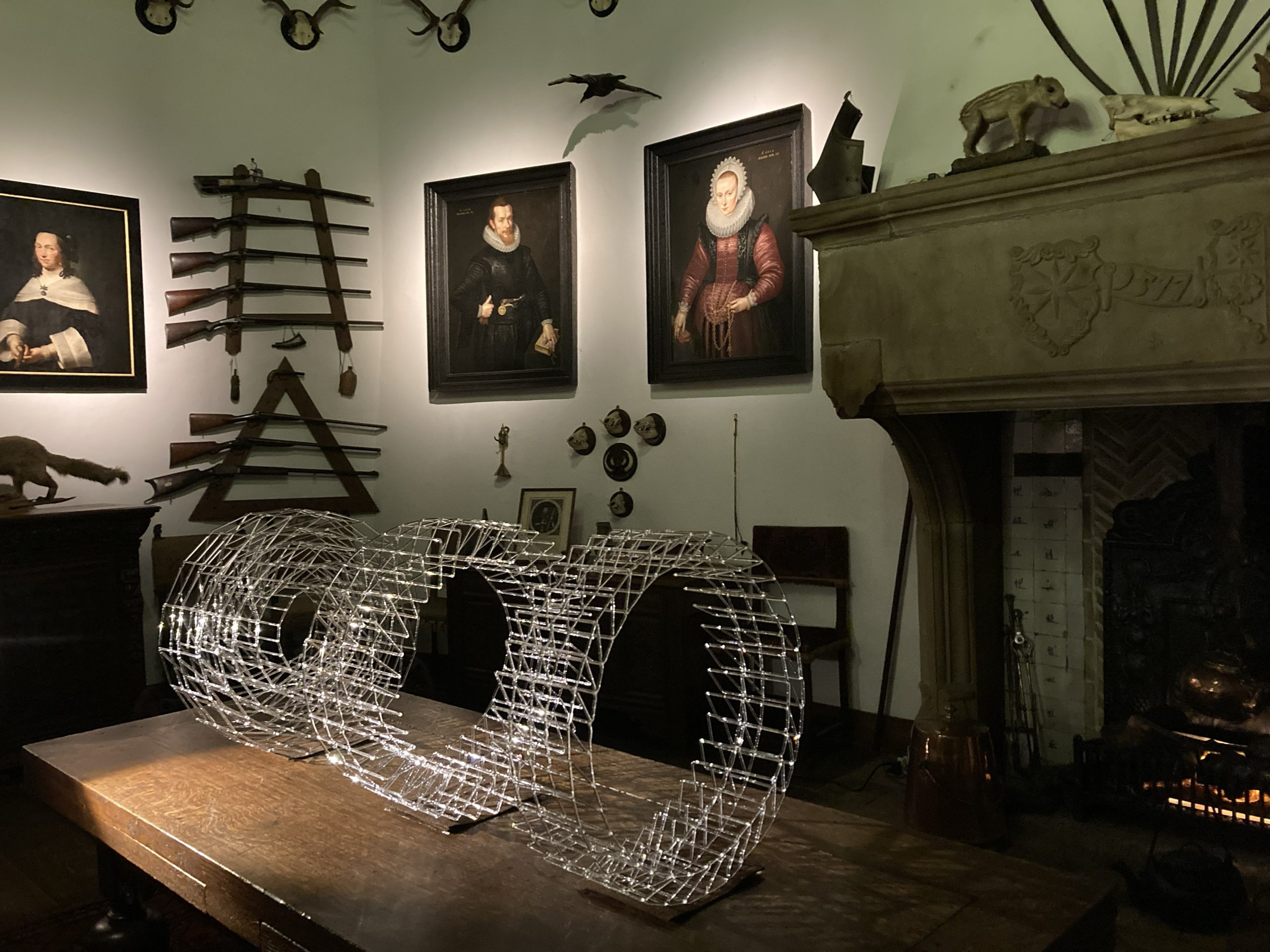 Cannenburch-kasteel-glaskunst25-jachtkamer