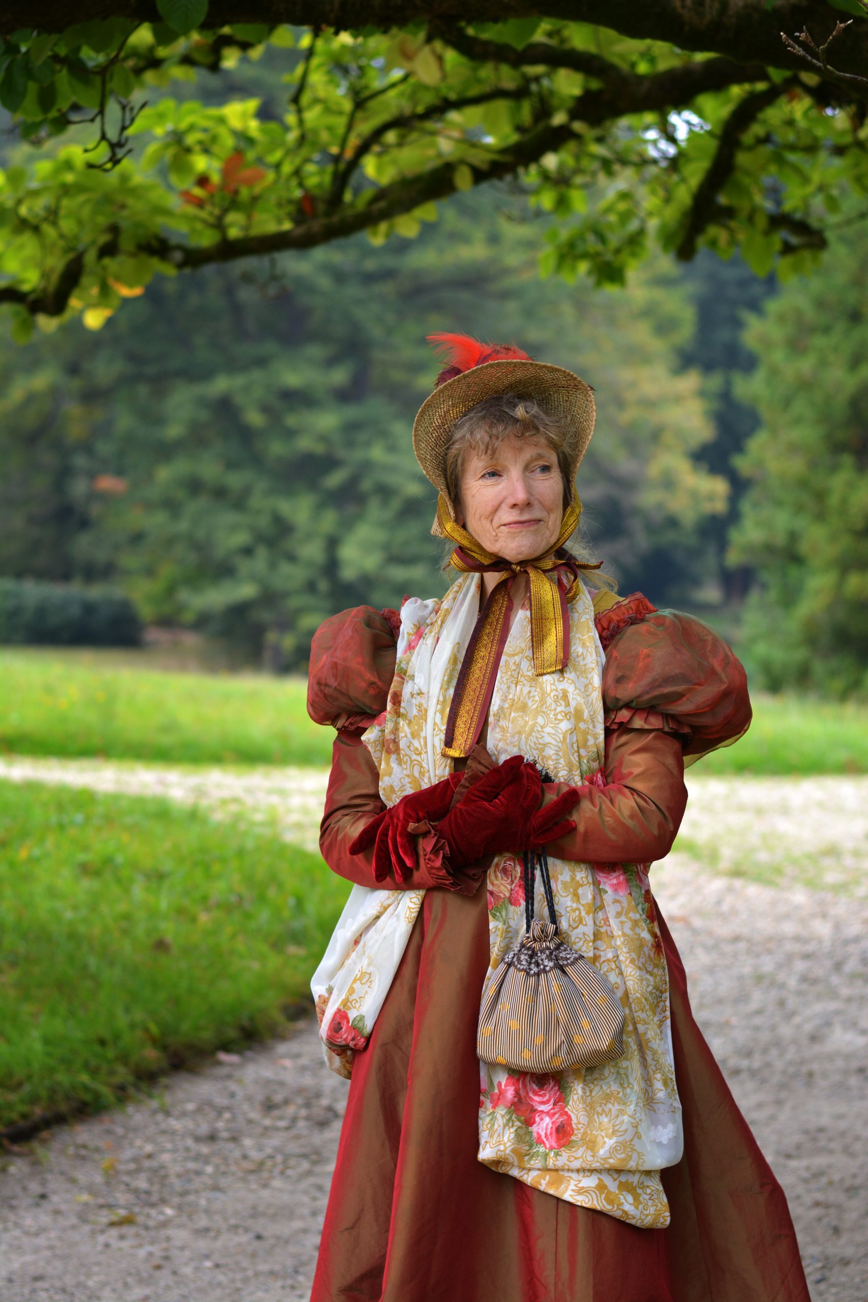 Hofdame in park Rosendael tijdens de vossenjacht