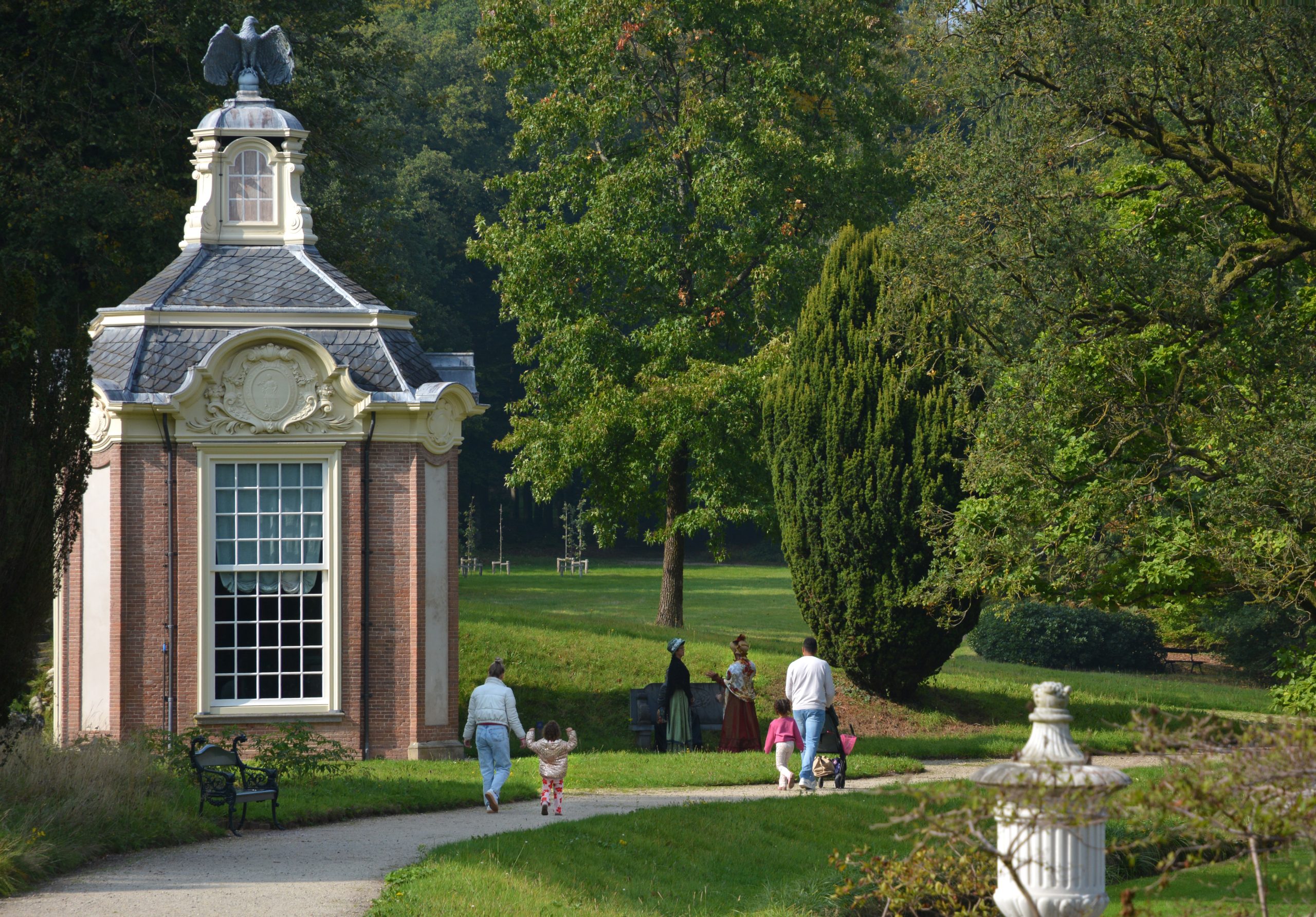 Theekoepel in park Rosendael tijdens de vossenjacht